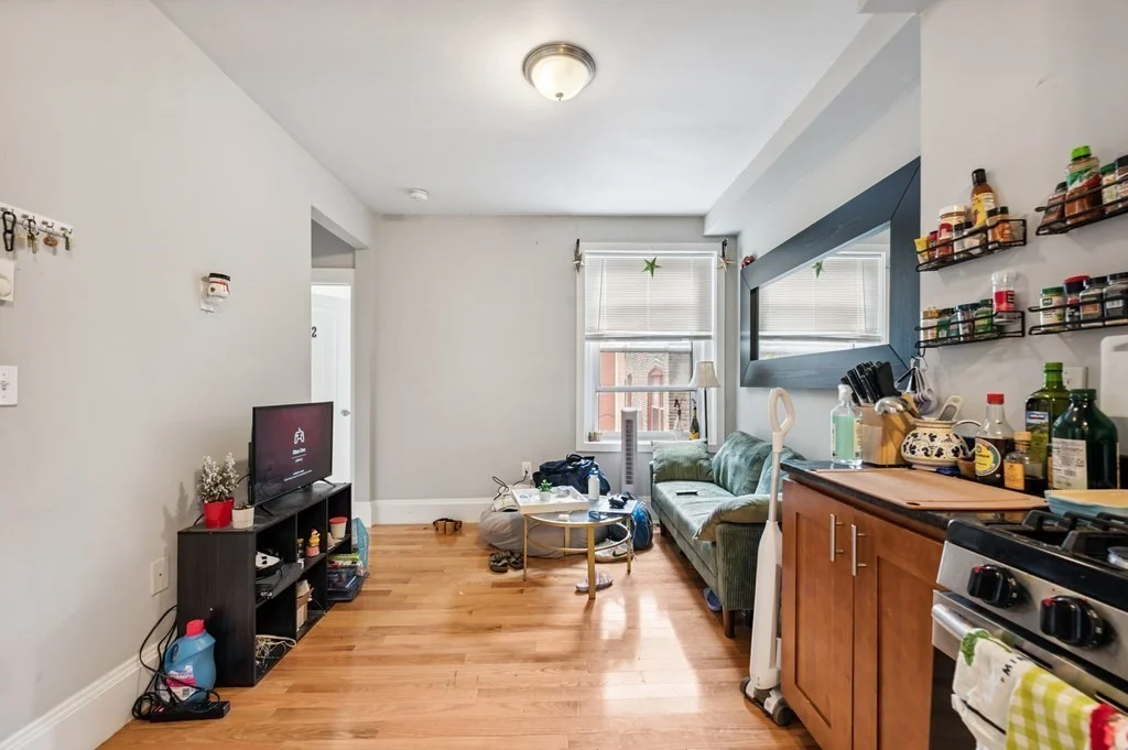 12 Foster St, North End