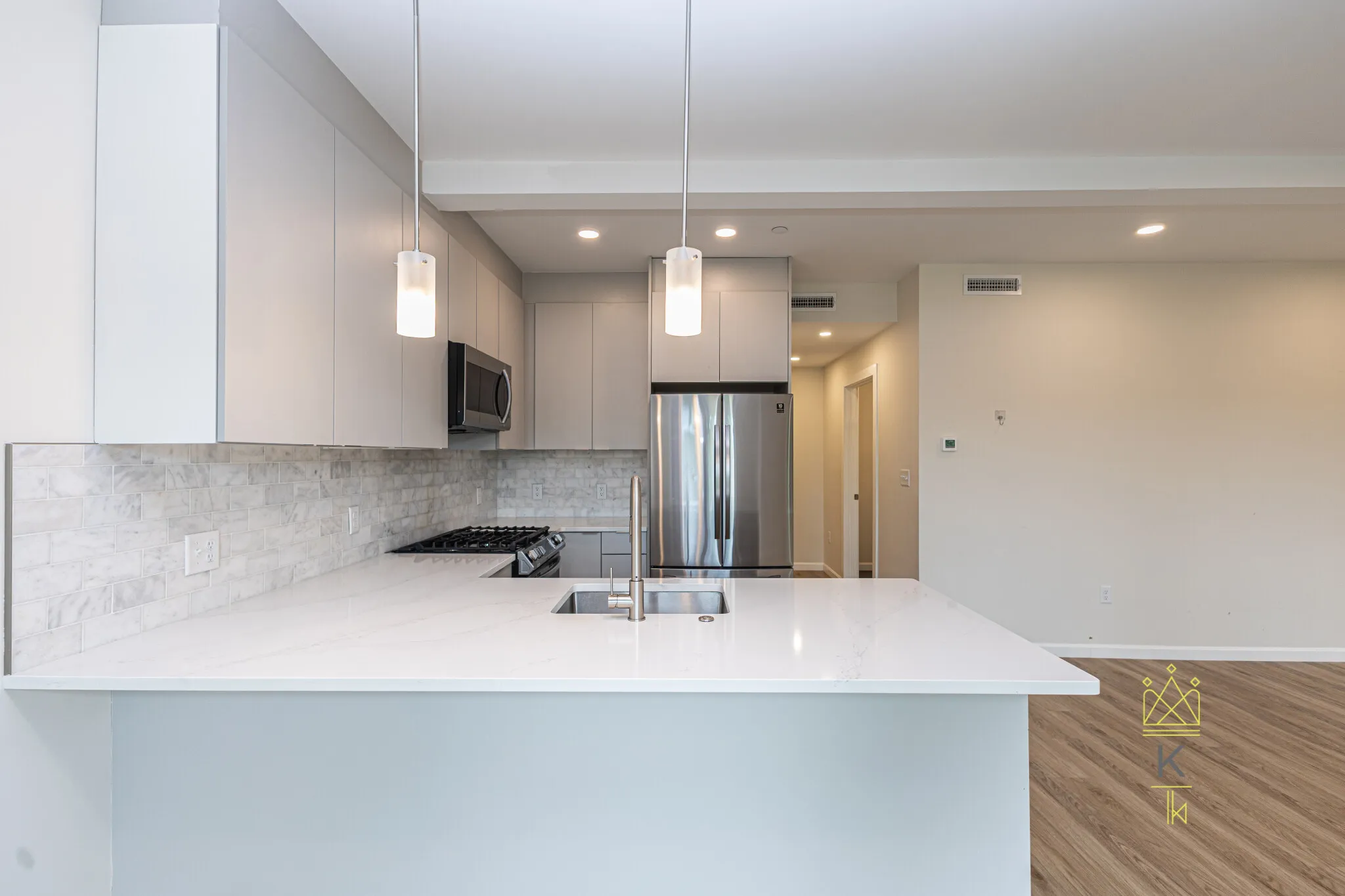458 Washington St, Brighton