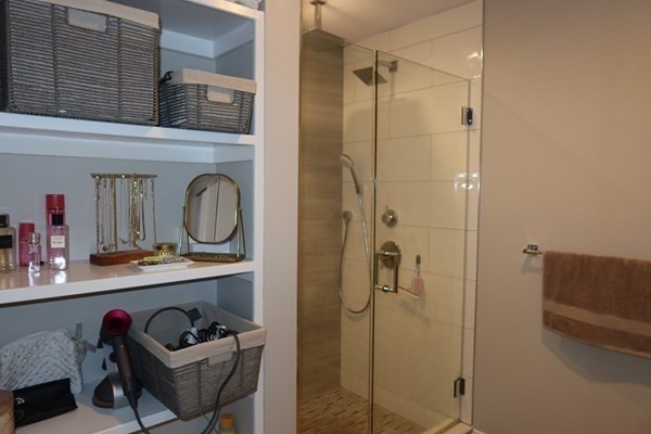 205 W 8th St, South Boston