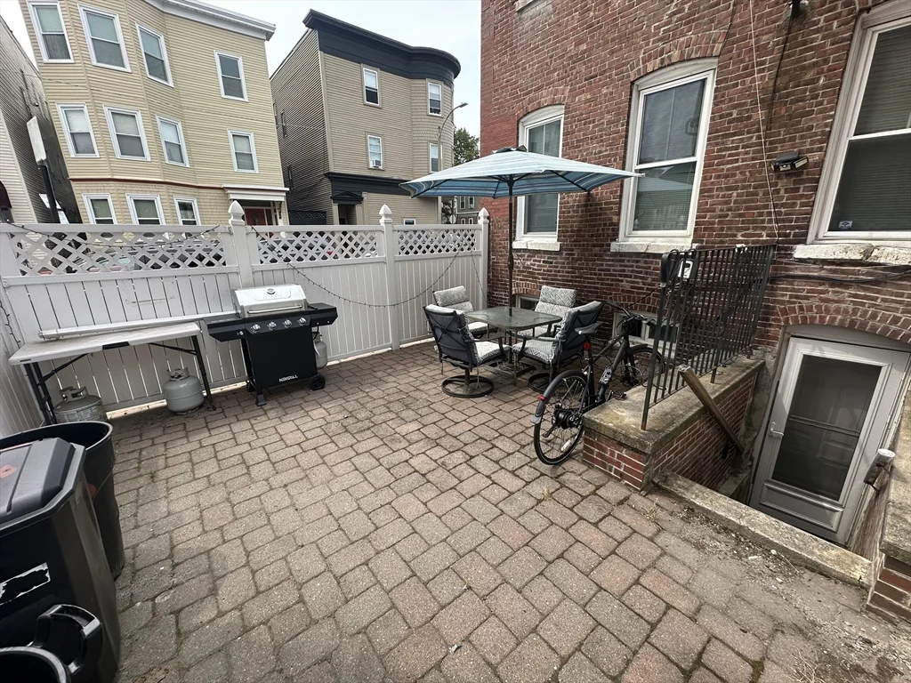 675 E 7th, South Boston