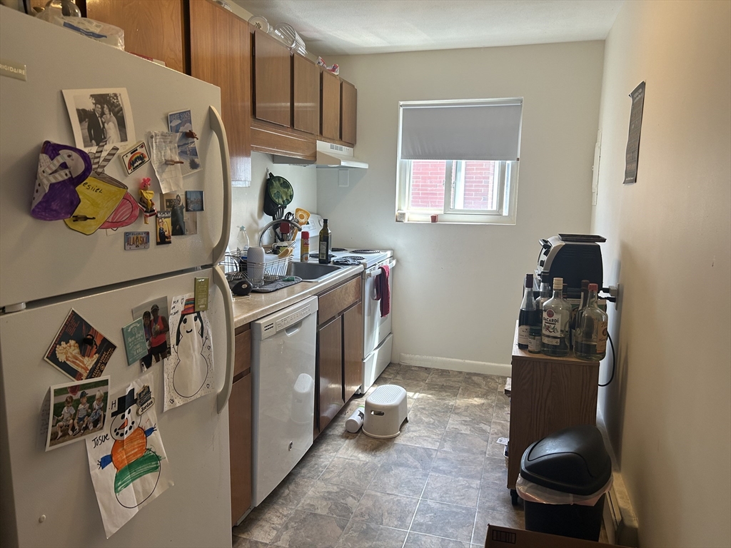 1078 Fellsway, Medford