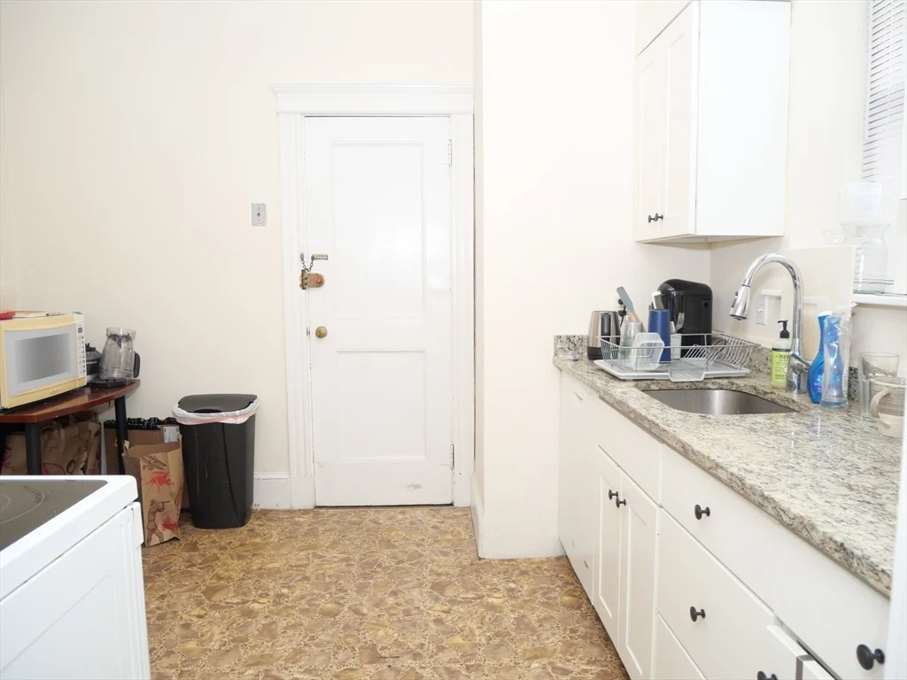 231 Saint Paul, Brookline