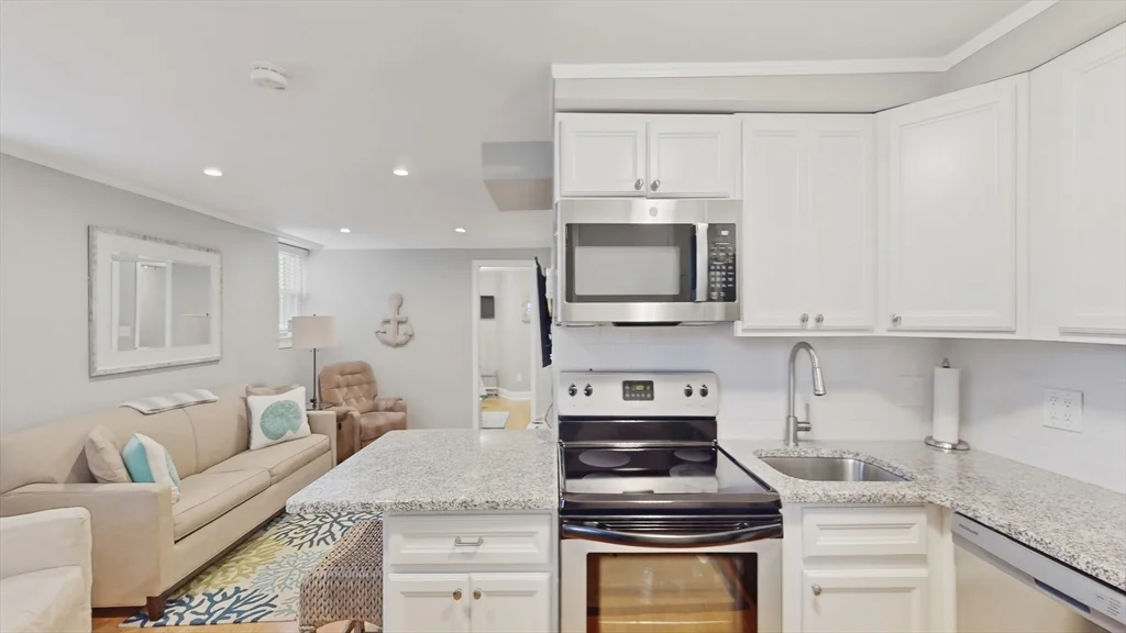 130 G St, South Boston