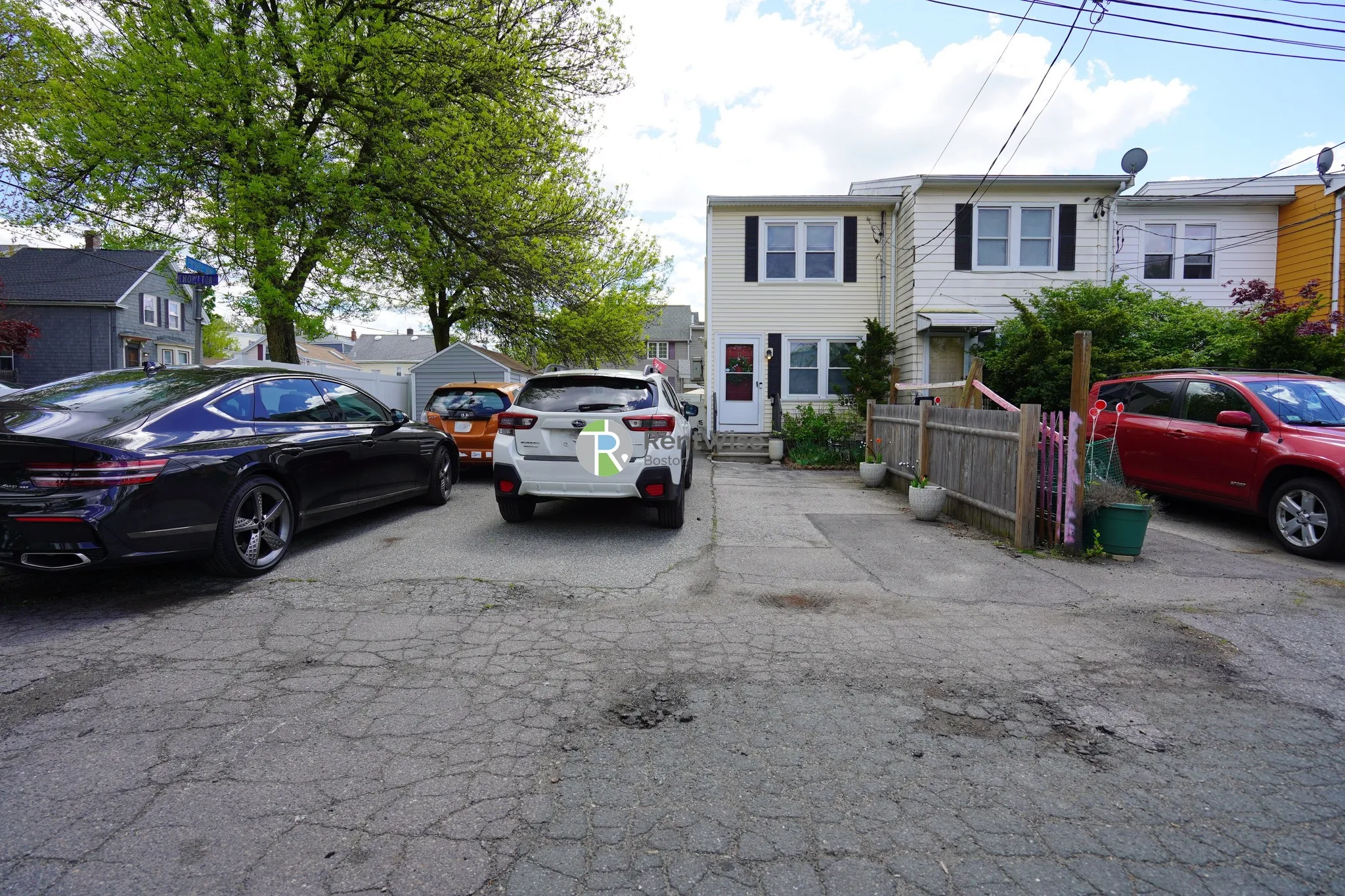 77 Knowlton St, East Somerville