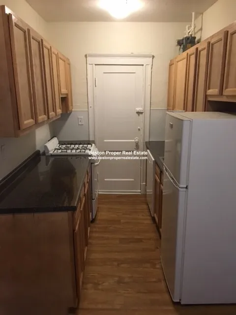 1171 Boylston St, Fenway