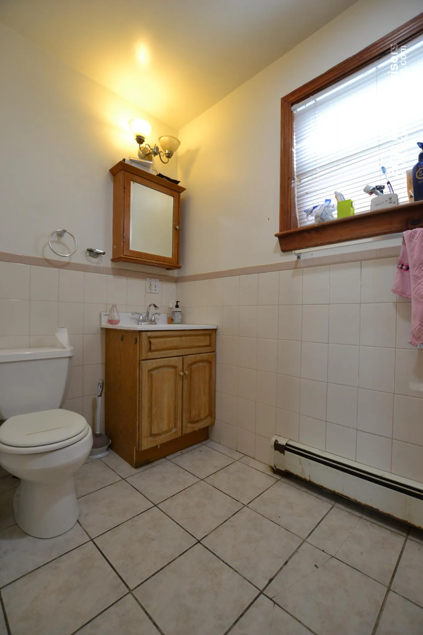 46 Gardner St, Allston