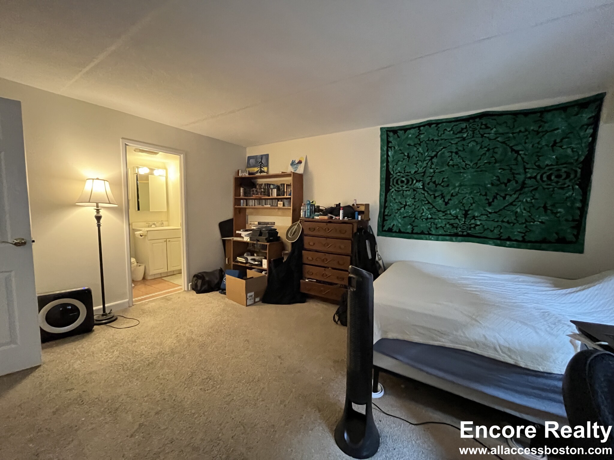 1243 Beacon St, Coolidge Corner