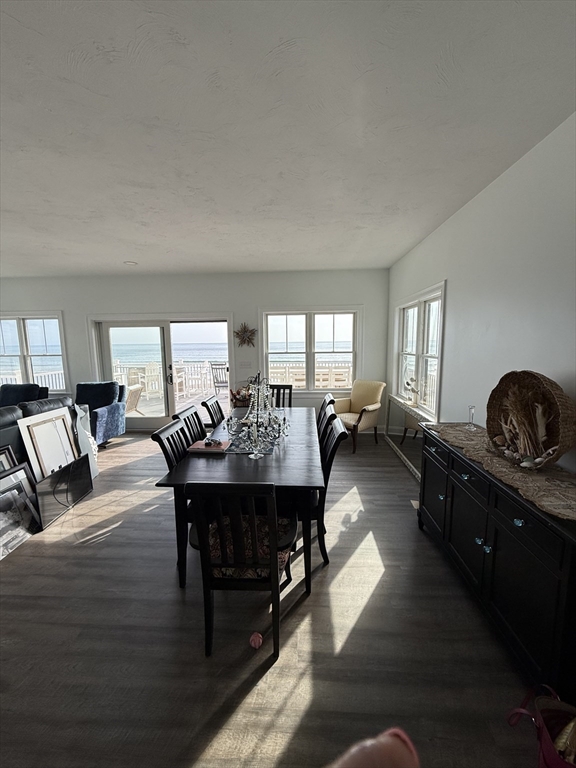 10 Charlotte St, Rexhame