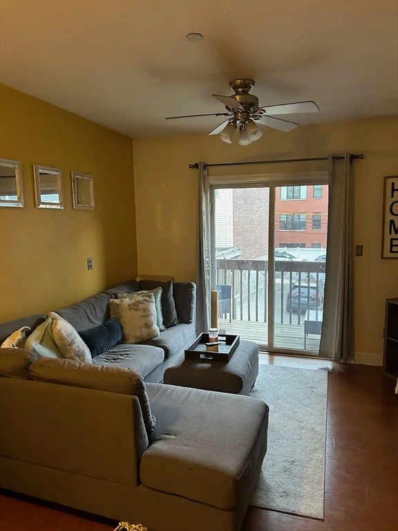 111 West 8th St, South Boston