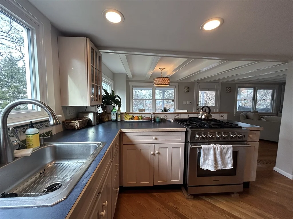 23 Nonantum Rd, Marblehead