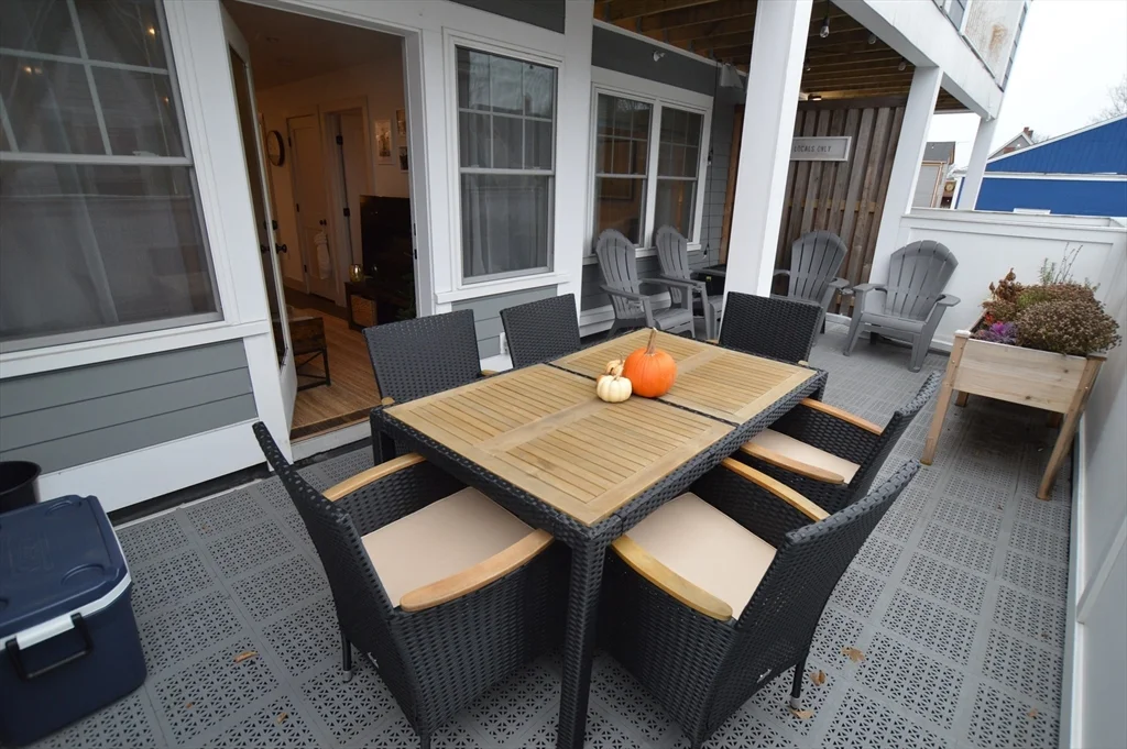 5 W Dane St, Beverly