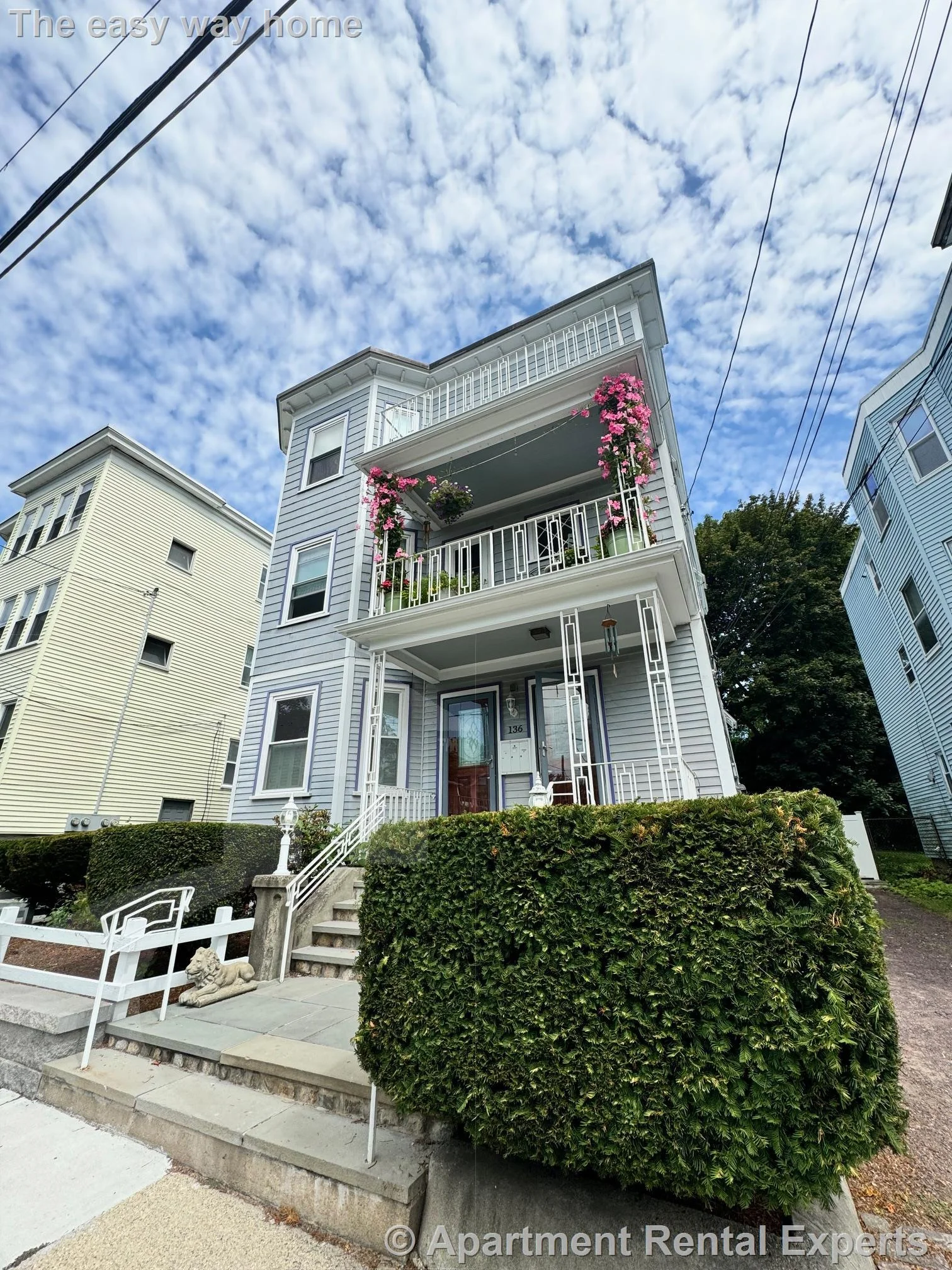 136 Sharon St, West Medford