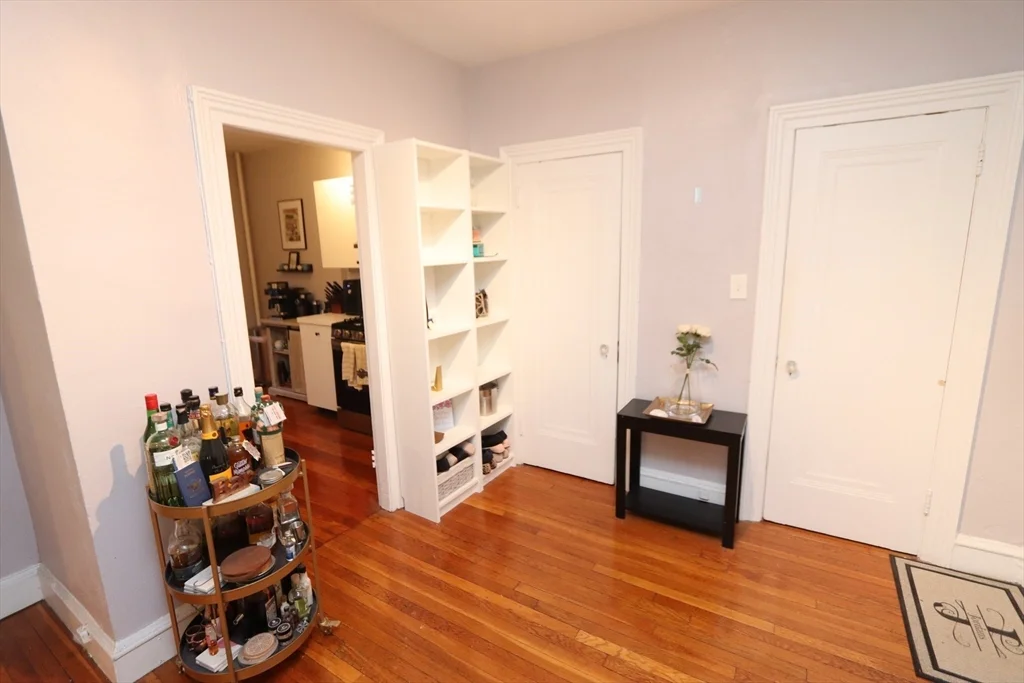 1662 Commonwealth Ave, Brighton