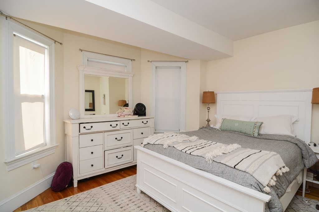 17 Athens St, Cambridge