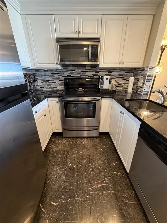 10 Museum Way, East Cambridge