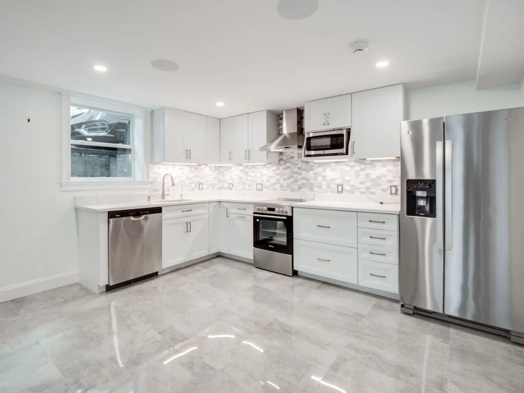 390 Medford St, Winter Hill