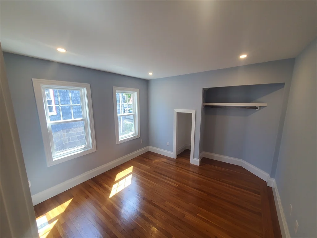 29 Helena Rd, Dorchester