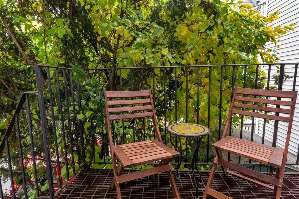 377 Dorchester St, South Boston