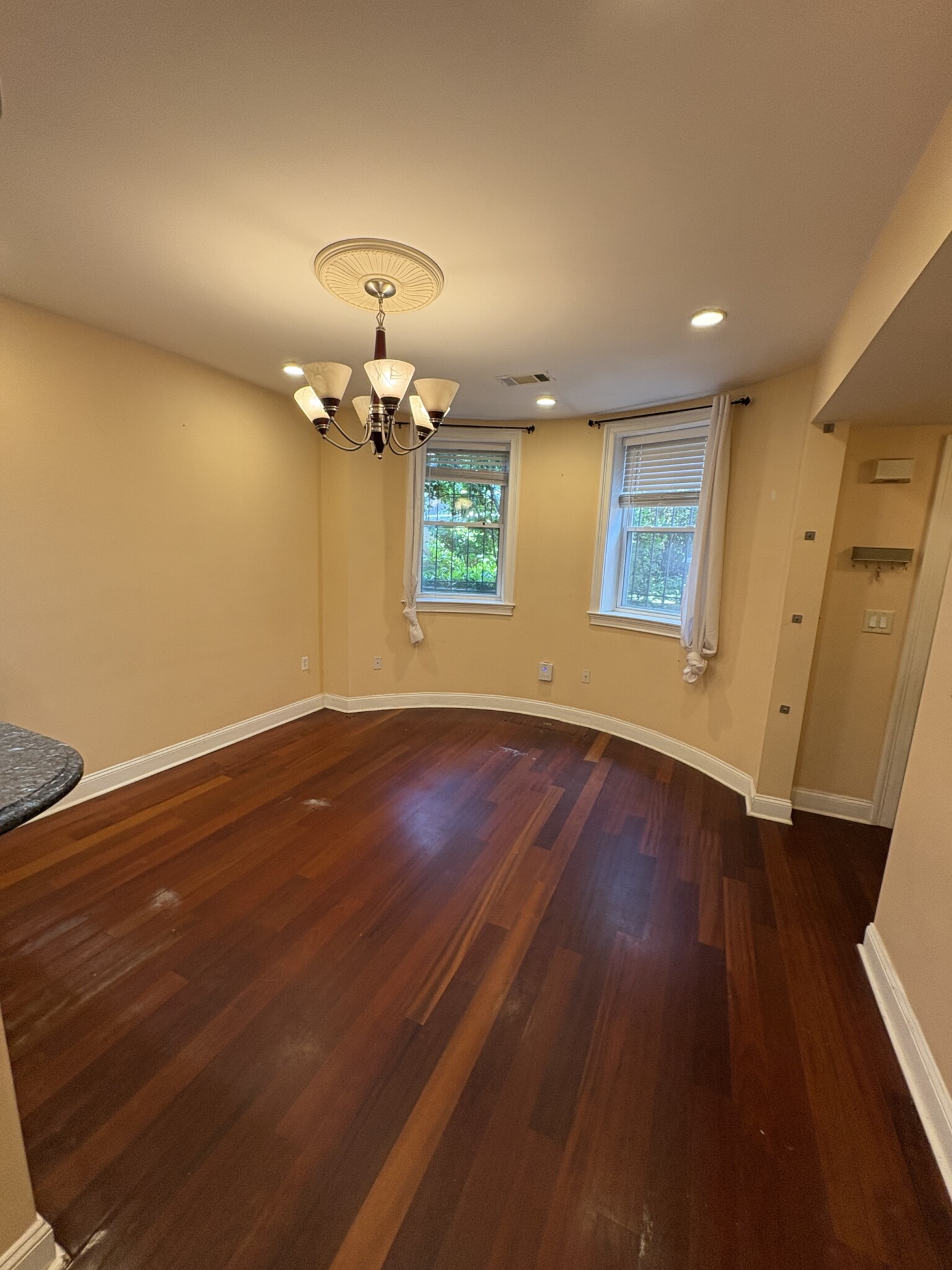 106 East Brookline St, South End