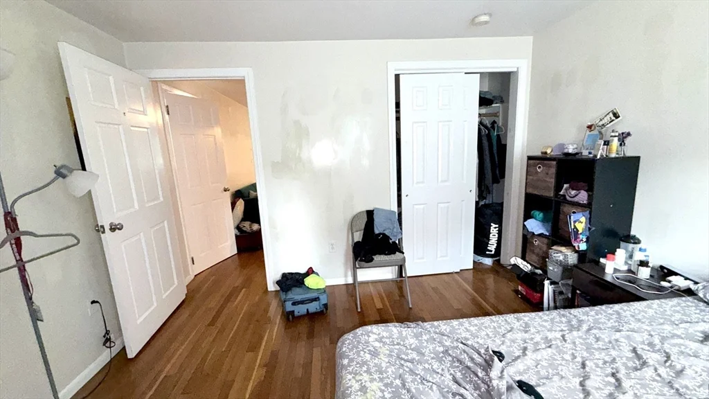 8 Kenwood St, Cambridgeport