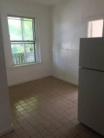 8 Adella Pl, Brighton