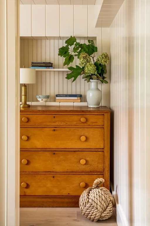 77 Sparks Ave, Nantucket