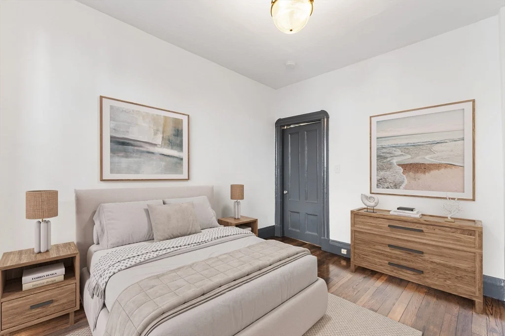 10 Carlton St, Somerville