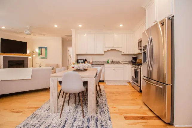 1008 Tremont St, Roxbury