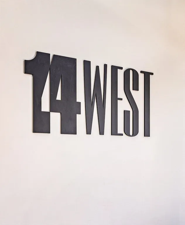 14 W Broadway St, South Boston