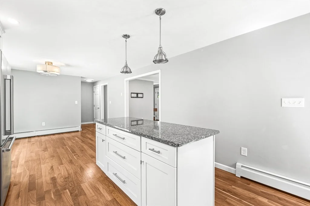 38 Idora Ave, Haverhill
