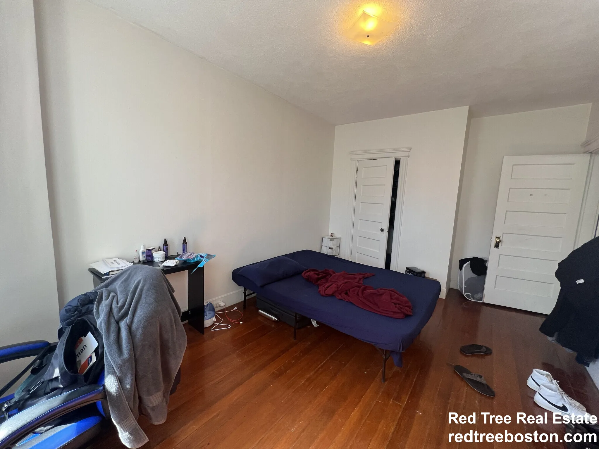 1905 Beacon St, Brookline