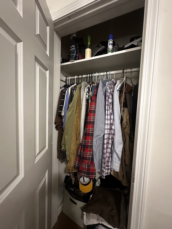 235 Charles St, East Cambridge