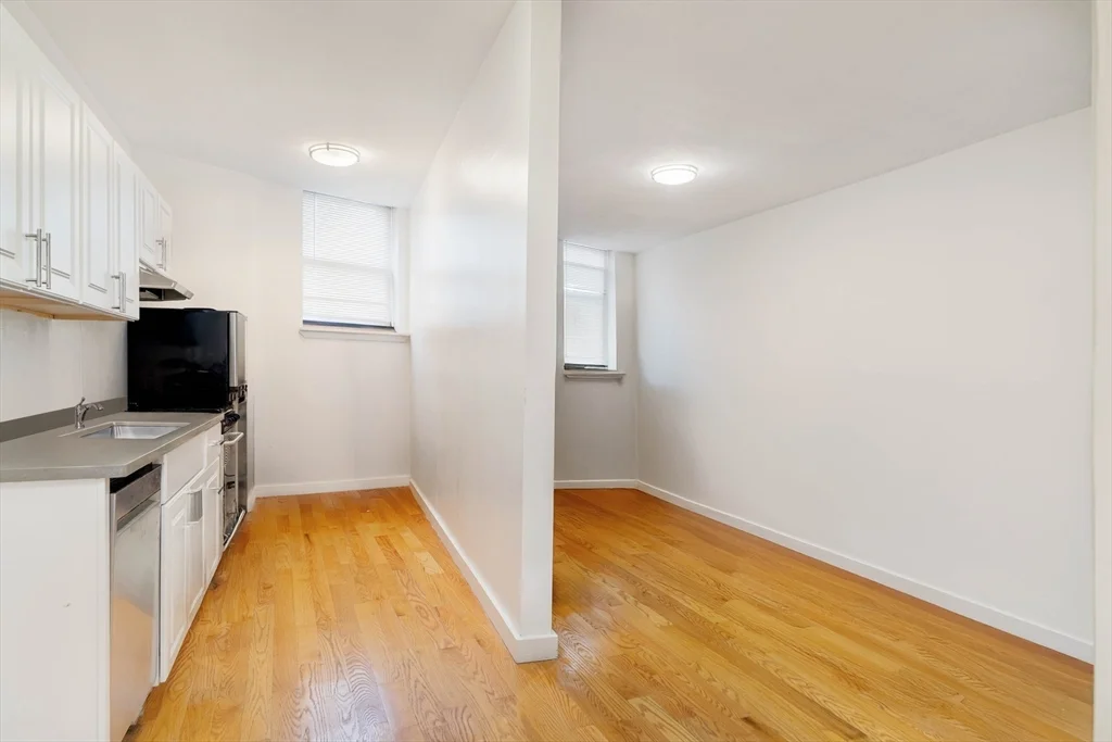 5 N Margin St, North End