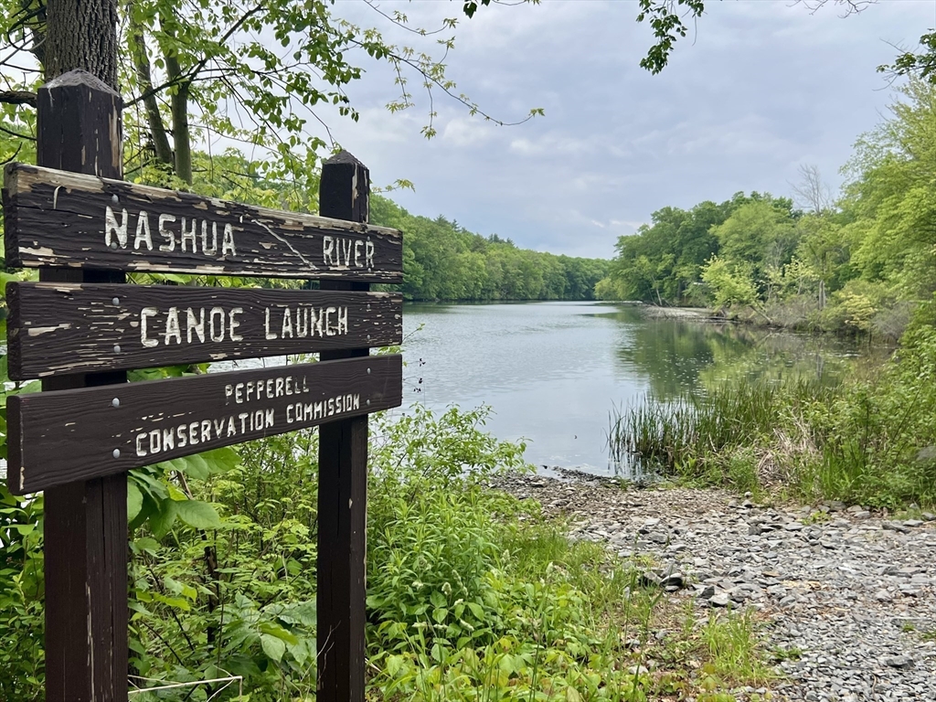 103 Main St, Pepperell