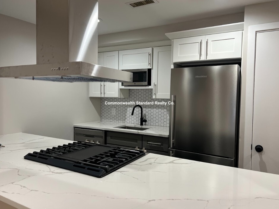 1661-1663 Washington St, South End