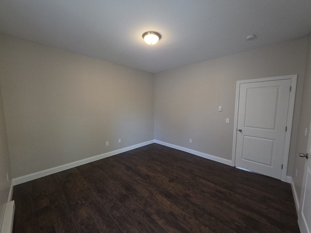 25 Brown Ave, Holyoke