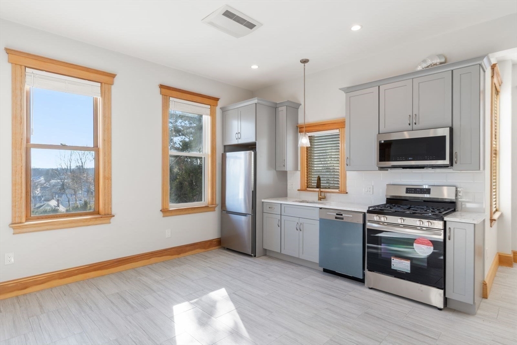 36 Westmoreland St, Dorchester