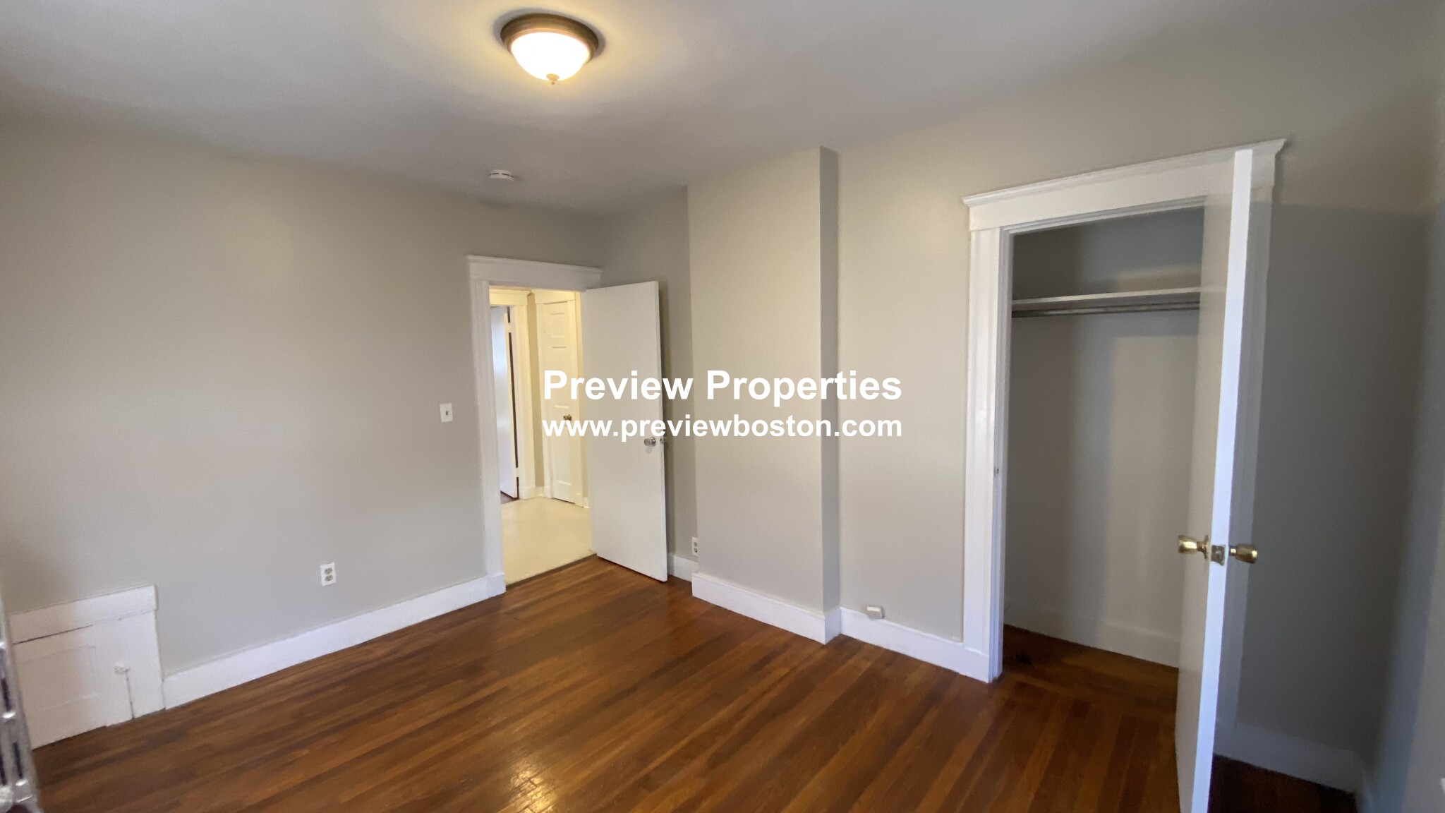 8 Woodside Ave, Jamaica Plain