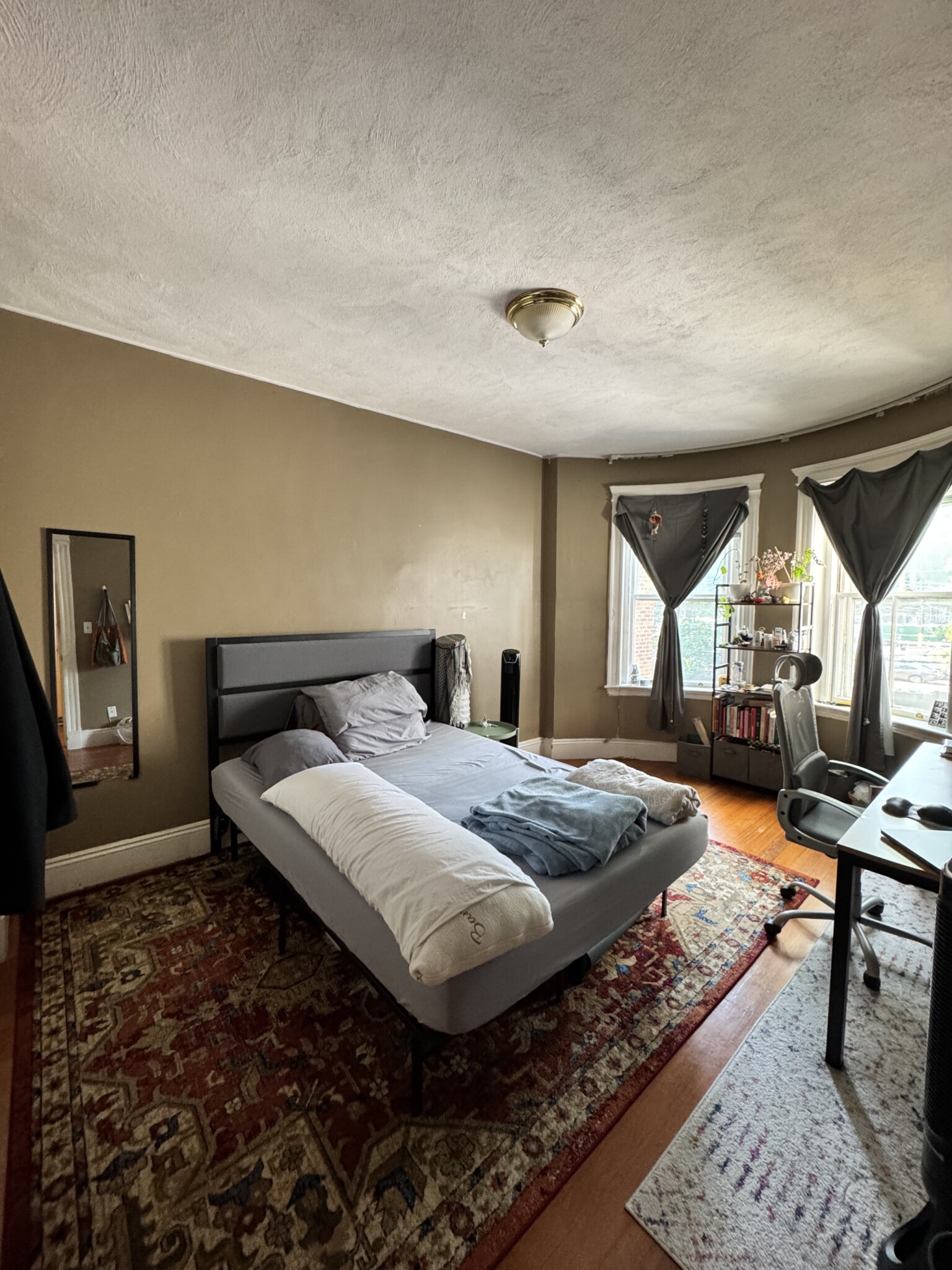 1901 Beacon St, Brookline