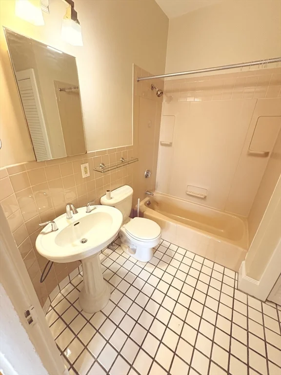 258 Shawmut Ave, South End