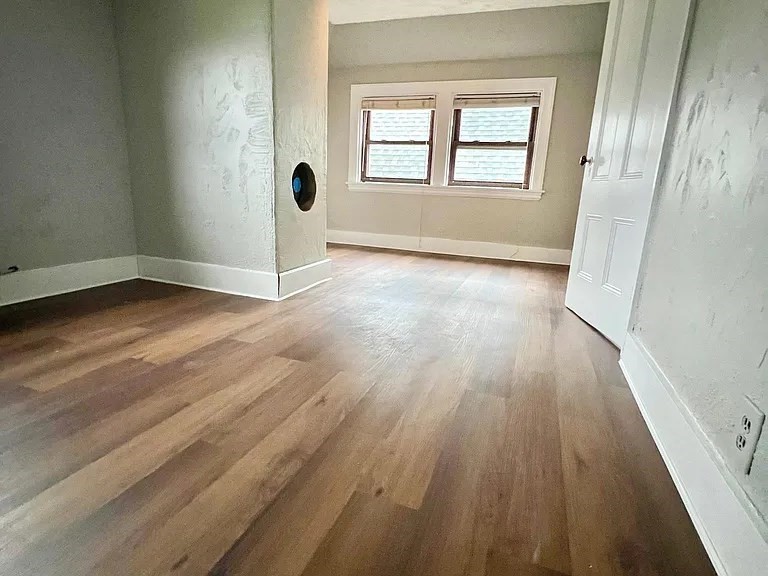 23 Woodville St, Roxbury