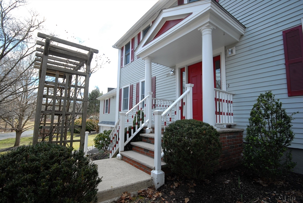 20 Blossom St, Lexington