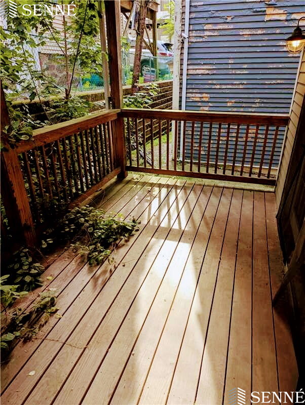 176 Hillside St, Mission Hill