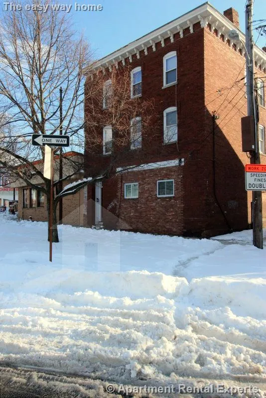 10 Winter St, East Cambridge