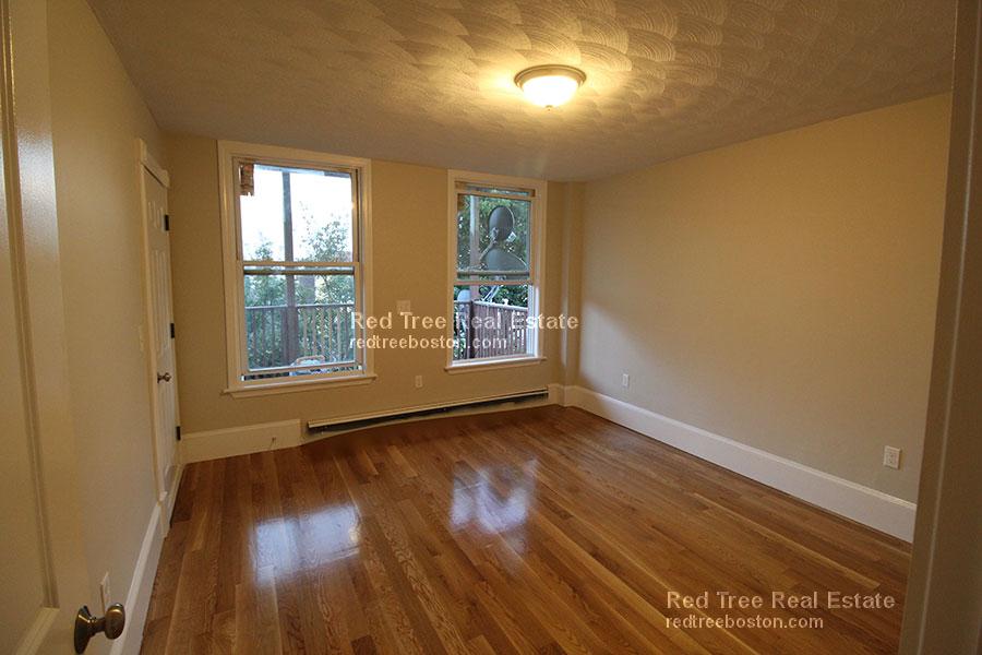 125 Princeton St, East Boston