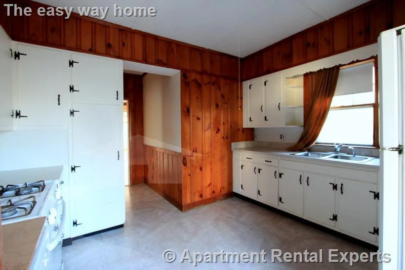 92 Rogers Ave, Ball Square