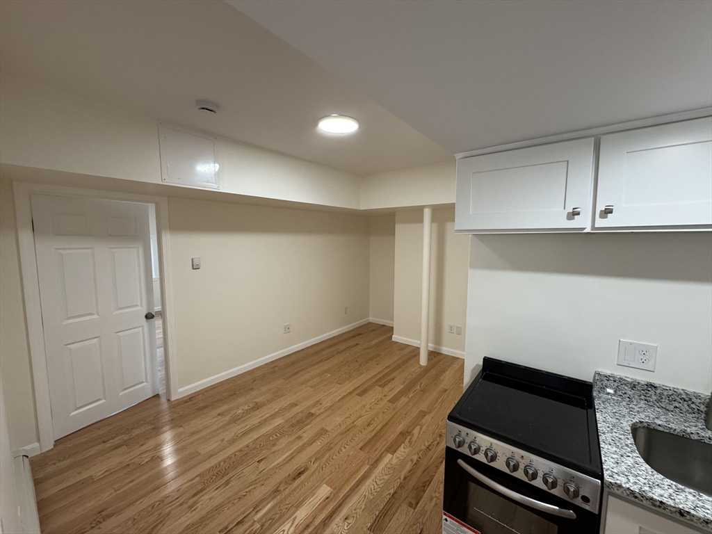 1725 Commonwealth Ave, Brighton