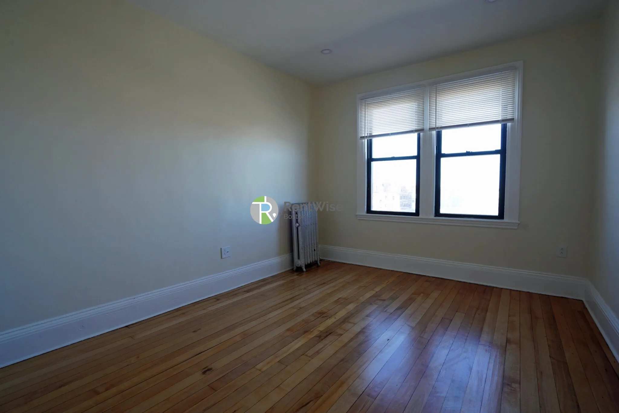1212 Commonwealth Ave, Brighton