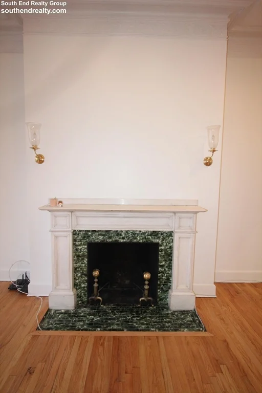 277 Beacon St, Back Bay