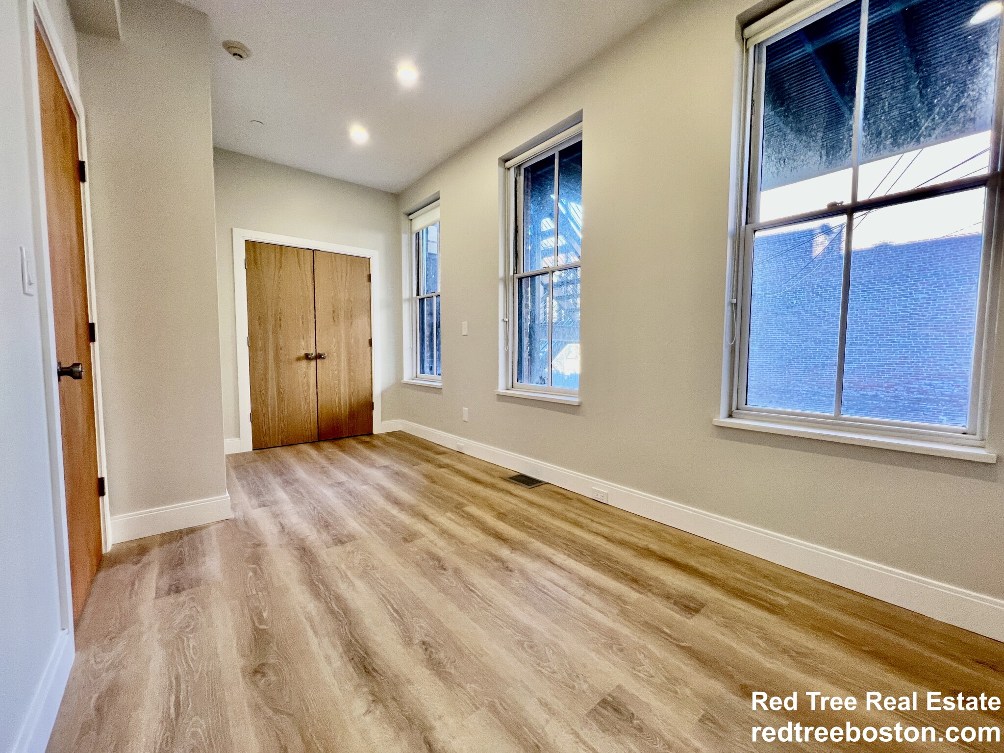 1607 Tremont St, Mission Hill